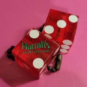 Vintage Harrah's New Orleans Set Of Dice Red With White Pips 3/4" (0535)